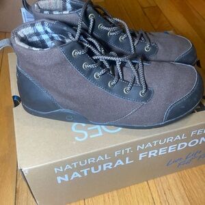 Xero Shoes Denver Boots Size 9